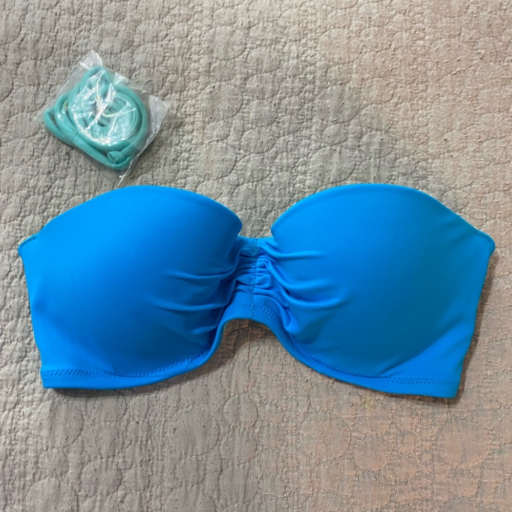 Victoria’s Secret Blue Strapless Bikini Top